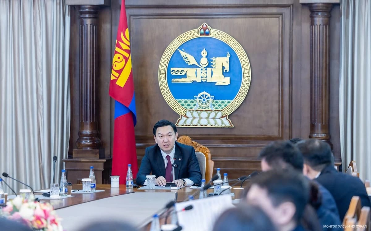 蒙古国议长提出能源改革3x100措施 