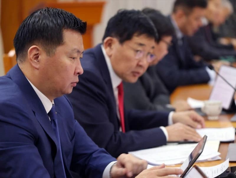 ЗГ: Гашуунсухайт боомтын авто тээврийн зохион байгуулалтыг сайжруулж, нүүрсний экспортыг нэмэгдүүлнэ