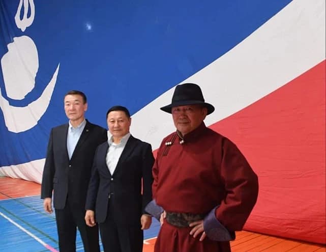 Нэг эзний хоёр зарц ба Х.БАТТУЛГЫН СҮҮЛЧИЙН МЭХ!