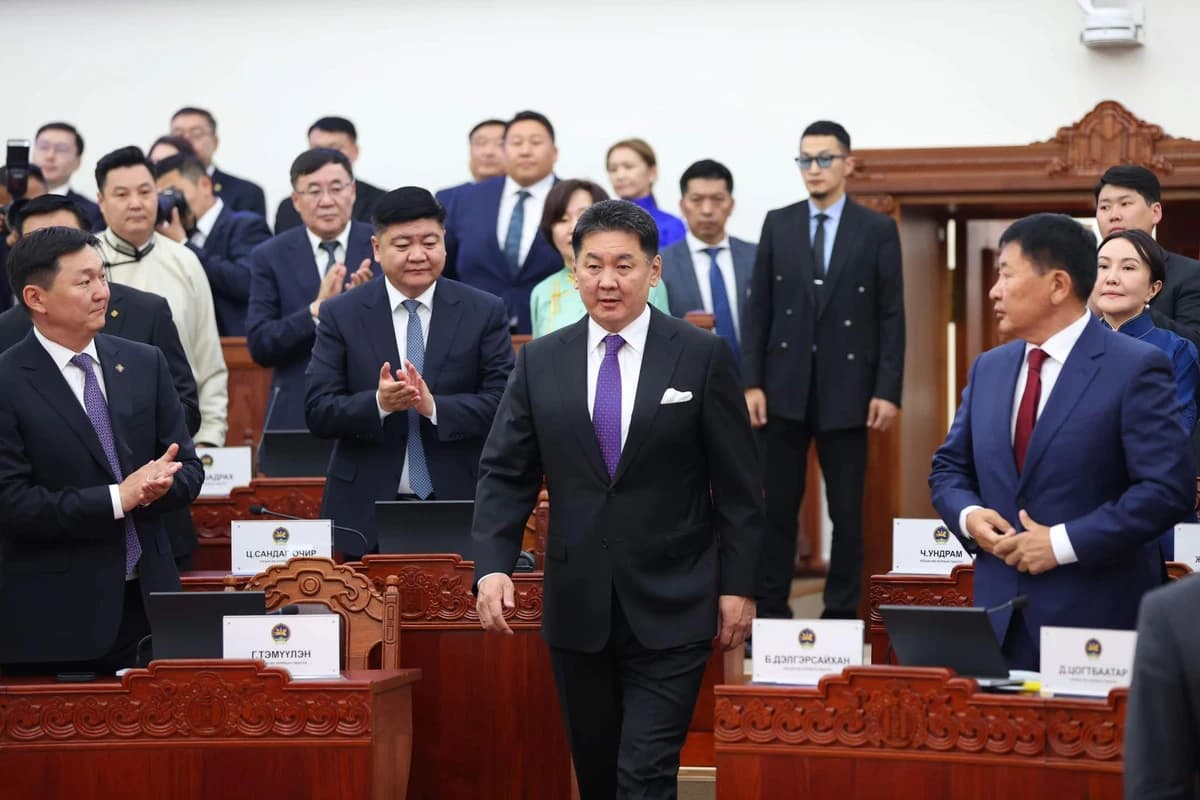 Ерөнхийлөгчийн төсөл: Хүзүү дагасан гуя