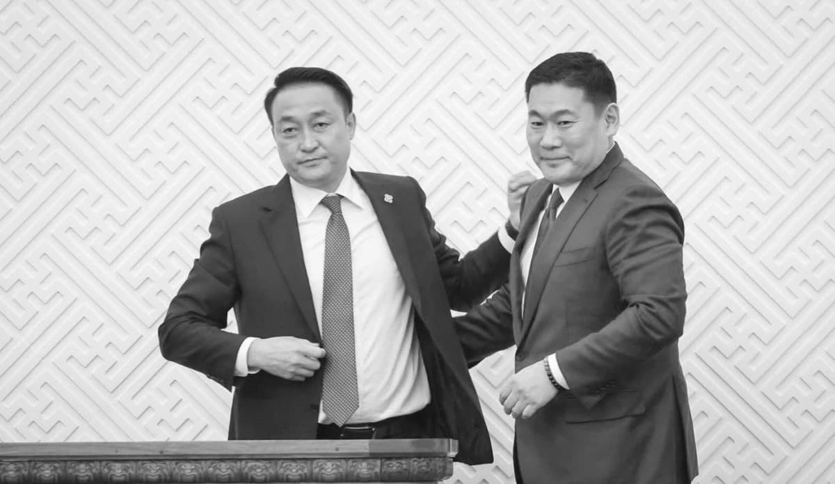 Элстэй гялгар уут цоолдог сценари 2!