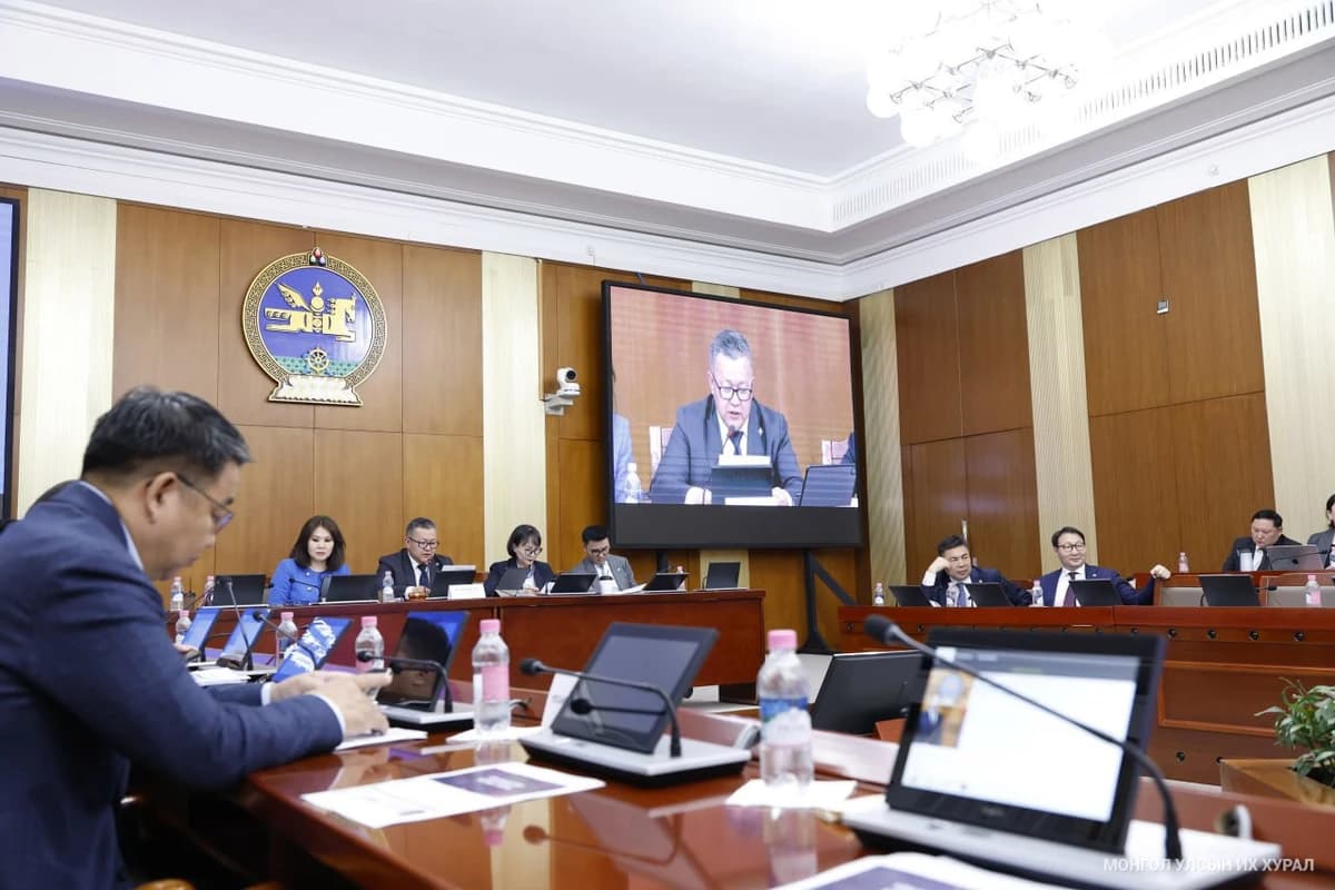 Public Oversight Hearing on Ulaanbaatar’s Budget Spending and Investment Projects Begins