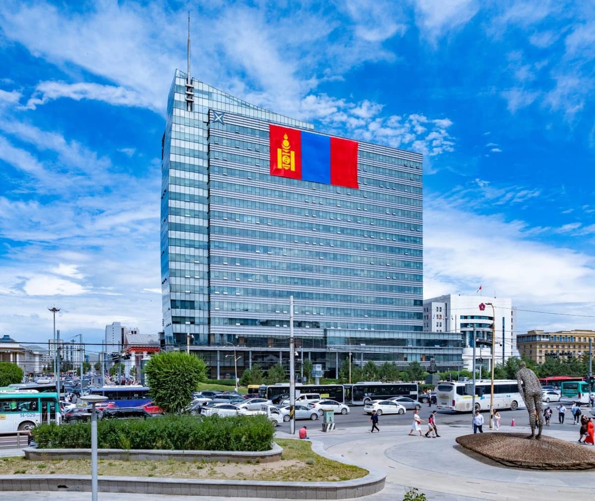 领跑TOP，不只是"做大"的代名词，更是"承担最大责任"的代名词