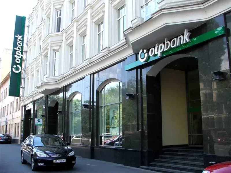 Hungarian bank expresses interest in launching branch in Mongolia