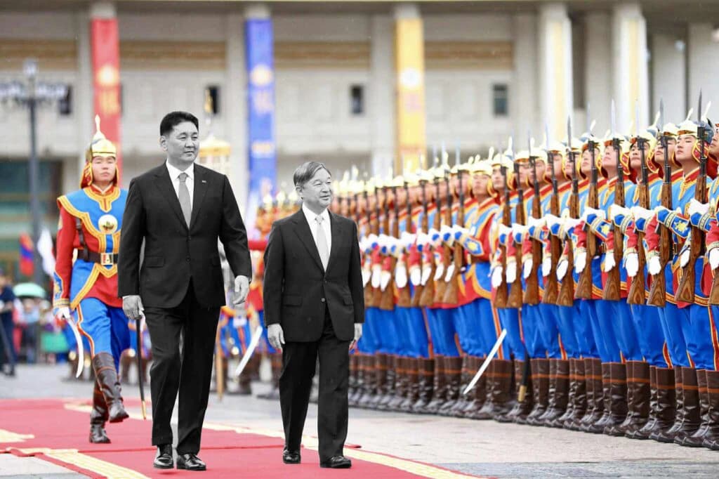 У.Хүрэлсүхийн гадаад бодлого: Дэлхийд ганцхан МОНГОЛ НААДАМ