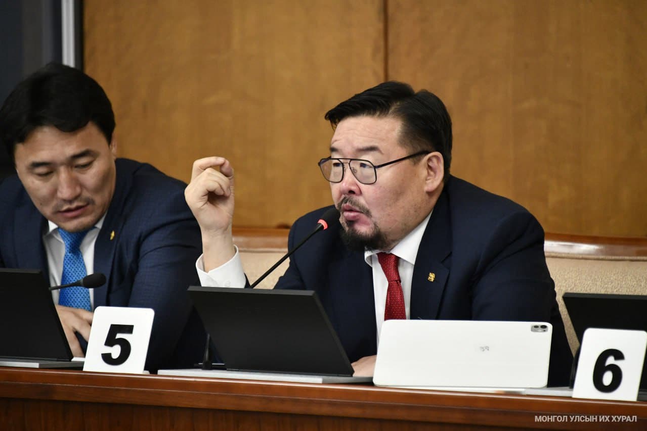 ТББХ: Ерөнхий сайдыг огцруулах тухай саналыг хэлэлцэж эхэллээ