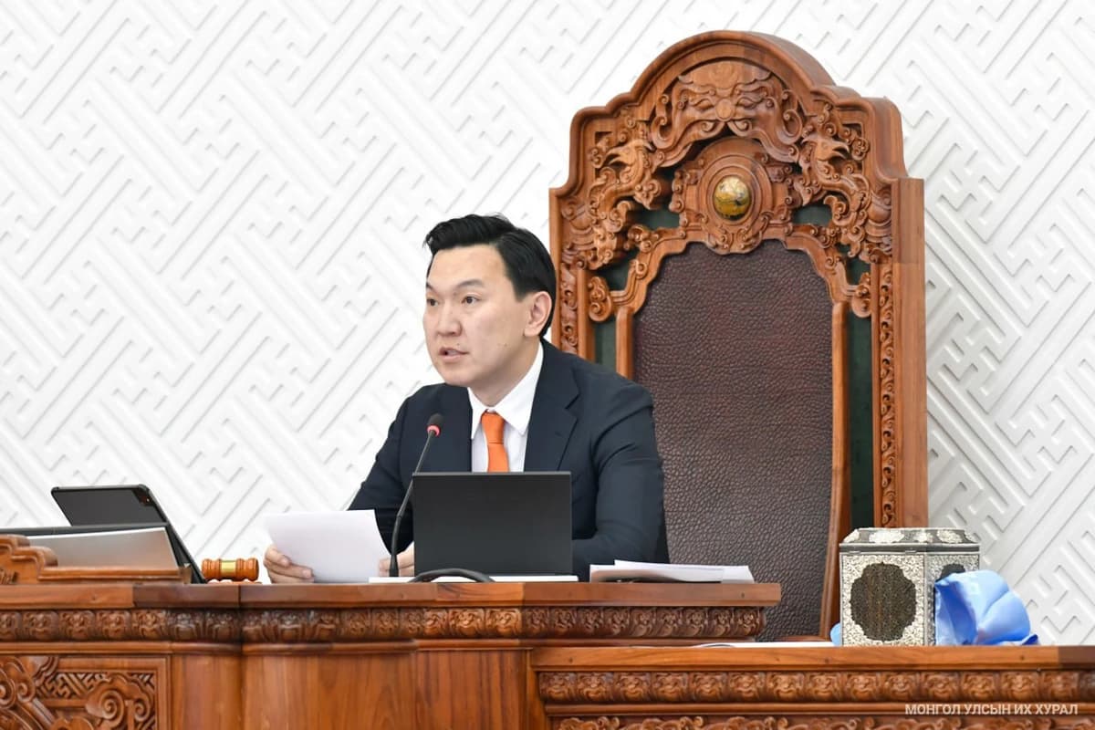 Mongolian parliament elects new speaker