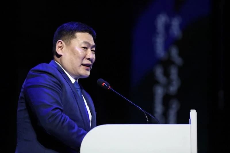 Л.Оюун-Эрдэнийн эрх мэдэлд эргэн ирэх “OPERATION”!