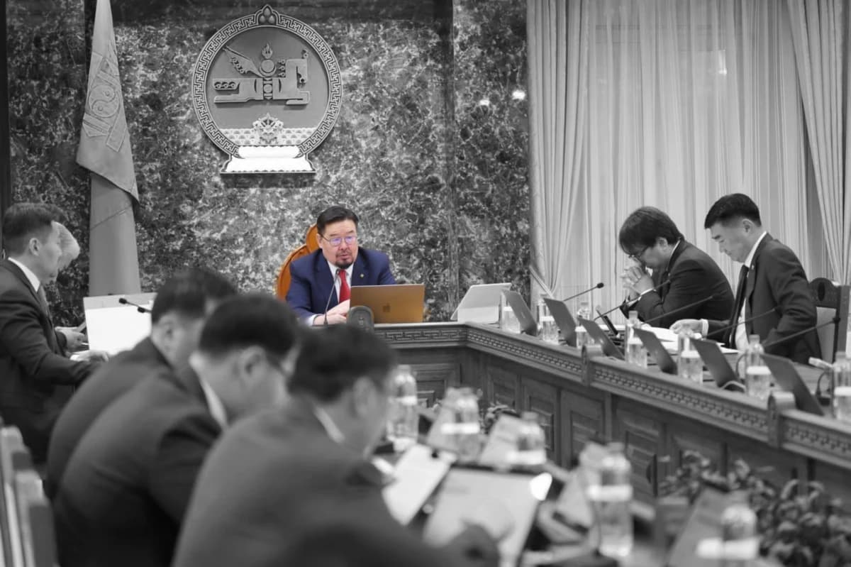 16 дэд сайд ба 128 бүтээмжийн менежер: 864 сая < 29+41.6 тэрбум!