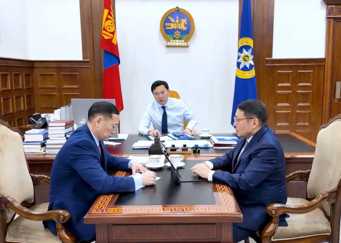 Төв банкны алдагдал ба үүргээ мартсан ҮАГ