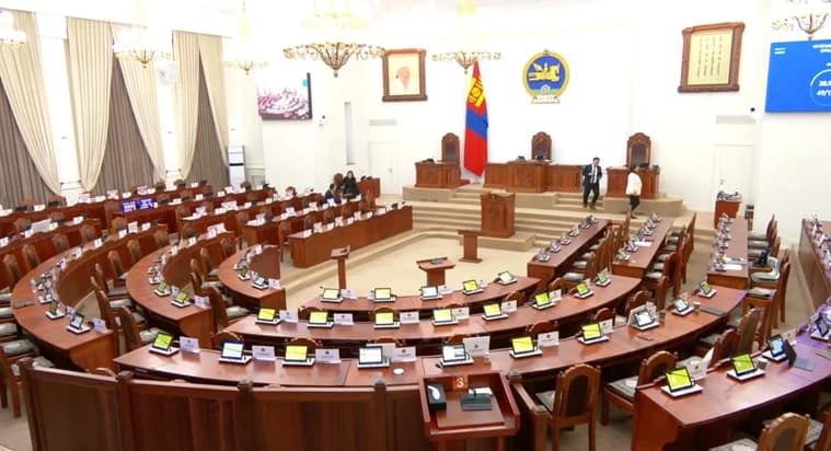 Гадны парламент ёс зүйгээ нэгд тавьдаг!