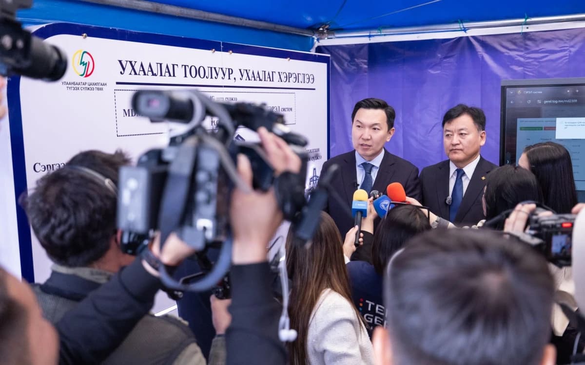 Ерөнхий сайд Н.Учрал: Дулаан, цахилгааны хэрэглээгээ гар утаснаас хянадаг, удирддаг боллоо