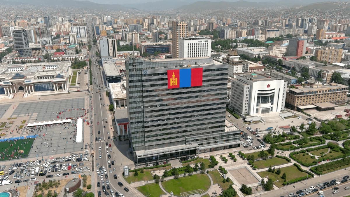 Топ компаниудын үүрэг хариуцлага нь ч том!